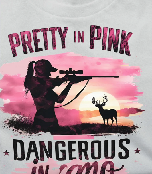 PRETTY IN PINK, DANGEROUS IN CAMO | ZIP-UP HOODIE UNISEX